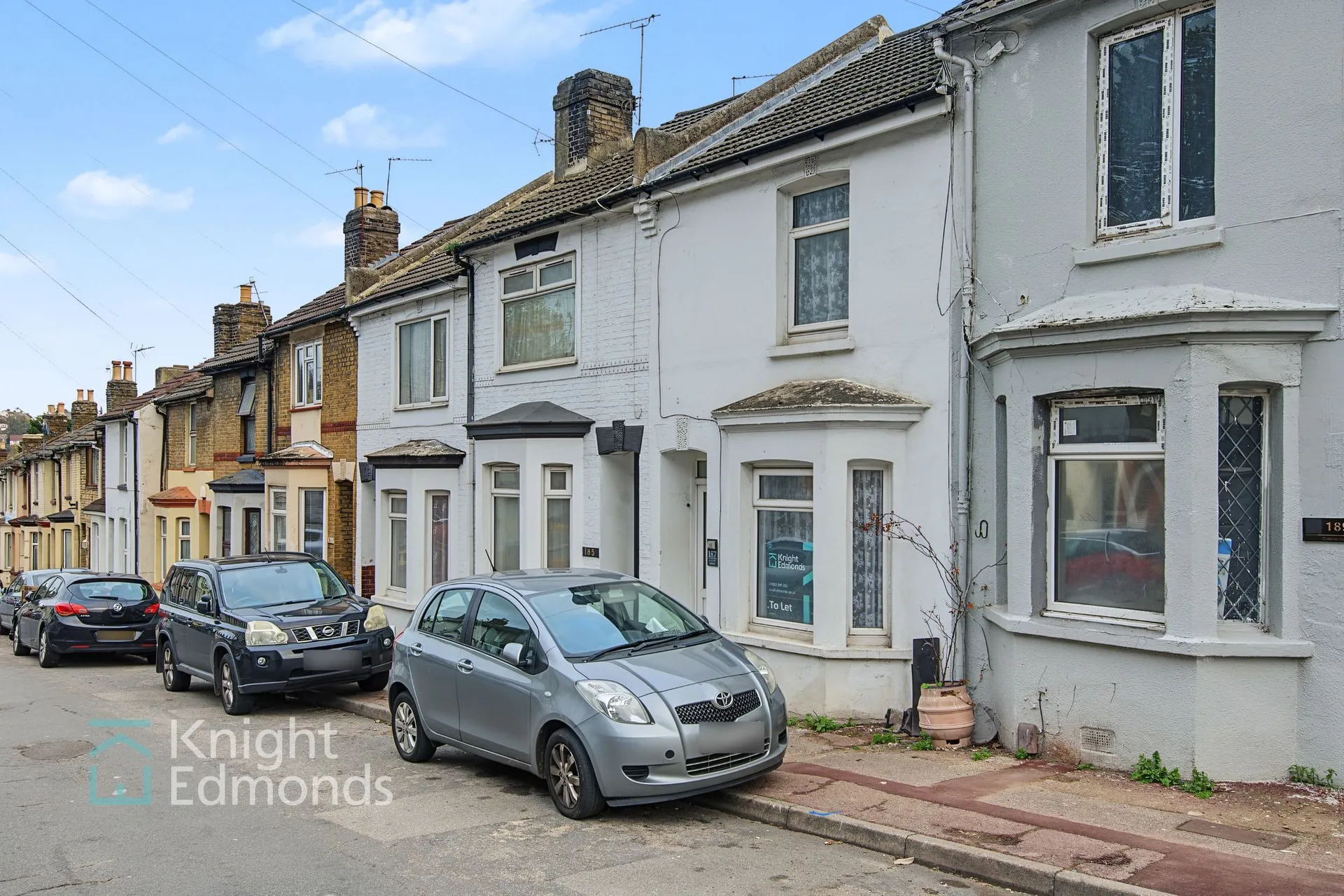 House Castle Road in Chatham