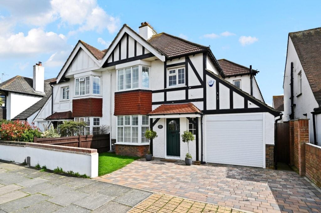 House St. Keyna Avenue in Portslade by Sea