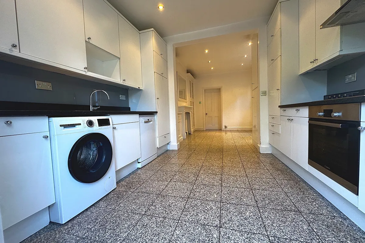 House Hadley Gardens in Greater London