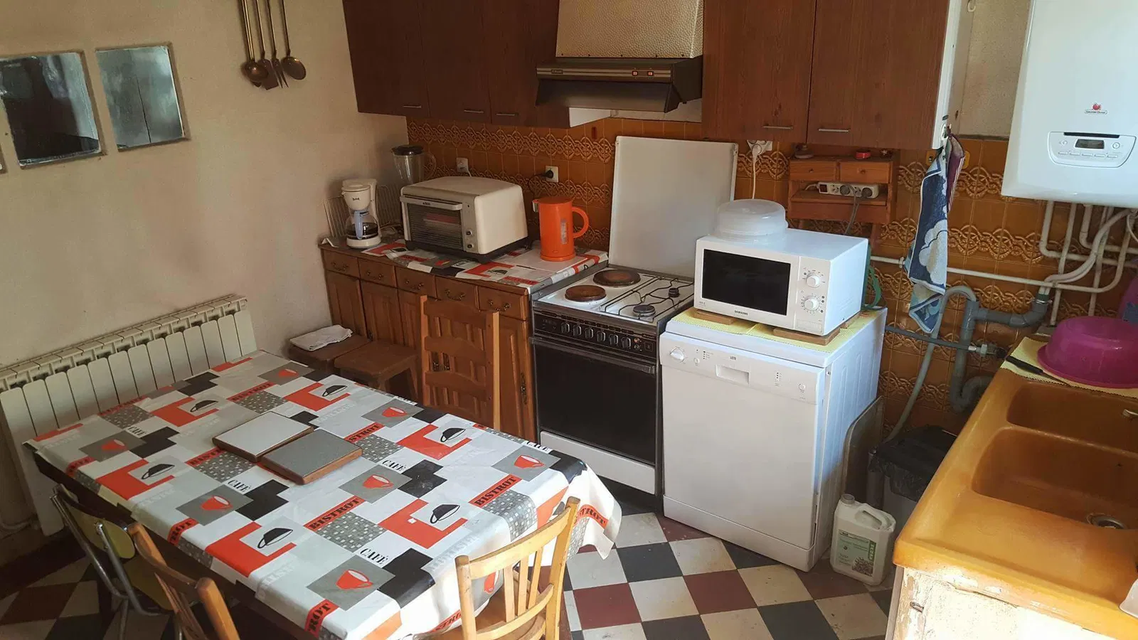 Room Rue de Collonge in L'Isle-d'Abeau