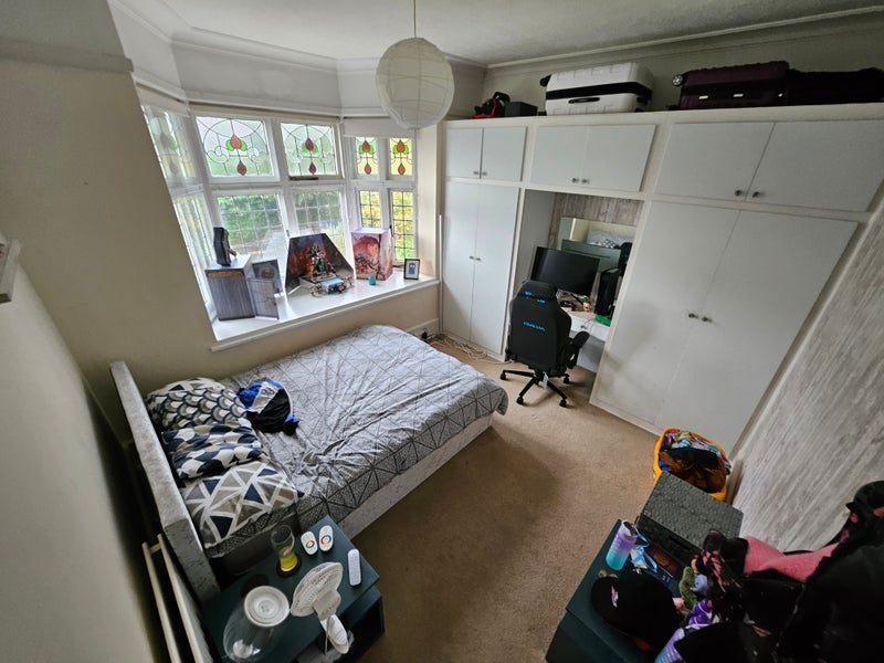 Room Montague Road in Bournemouth