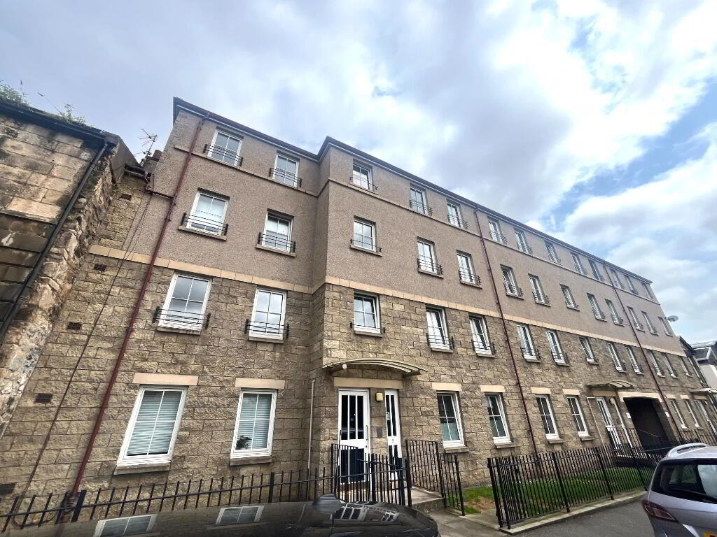 Flat New Mart Road in City of Edinburgh