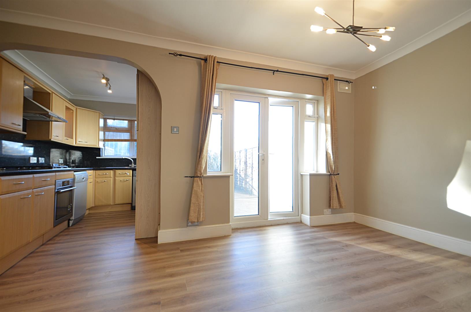 House Chudleigh Way in Greater London