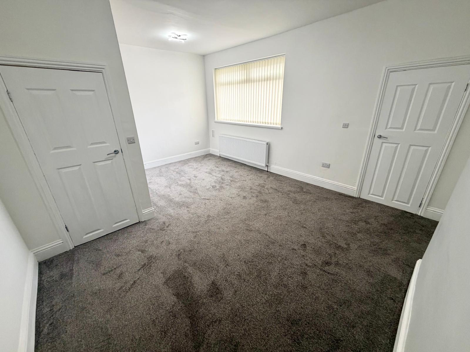 Flat Collingwood Street in Coundon