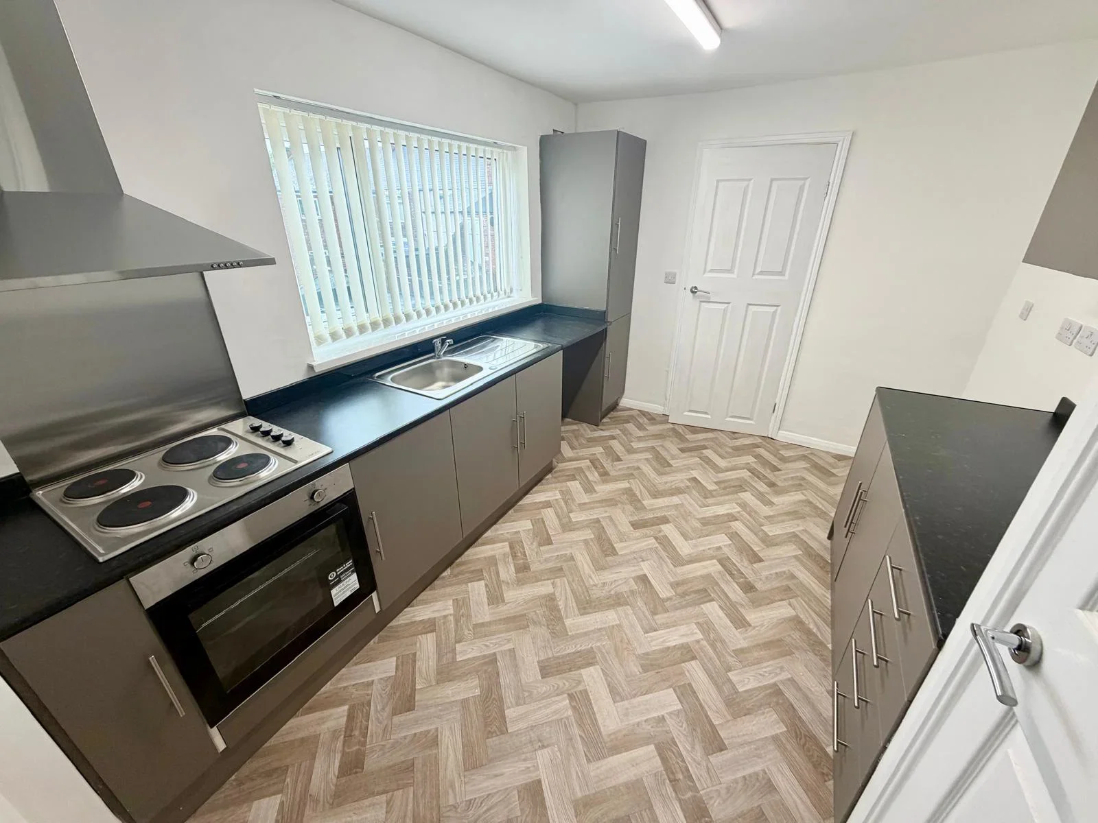 Flat Collingwood Street in Coundon