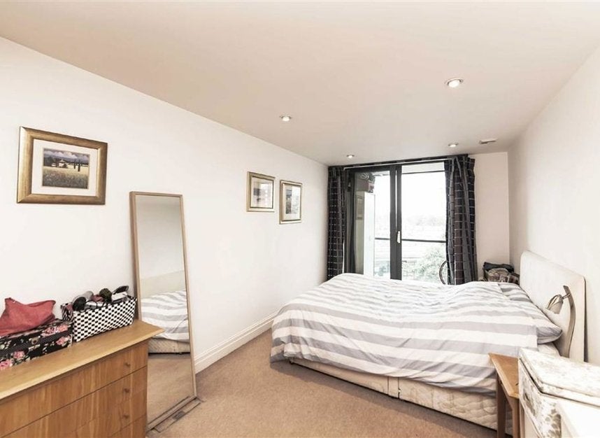 Flat Sheldon Square in City of Westminster
