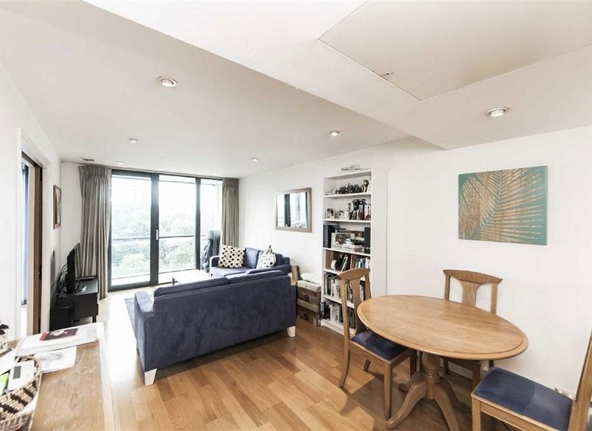 Flat Sheldon Square in City of Westminster