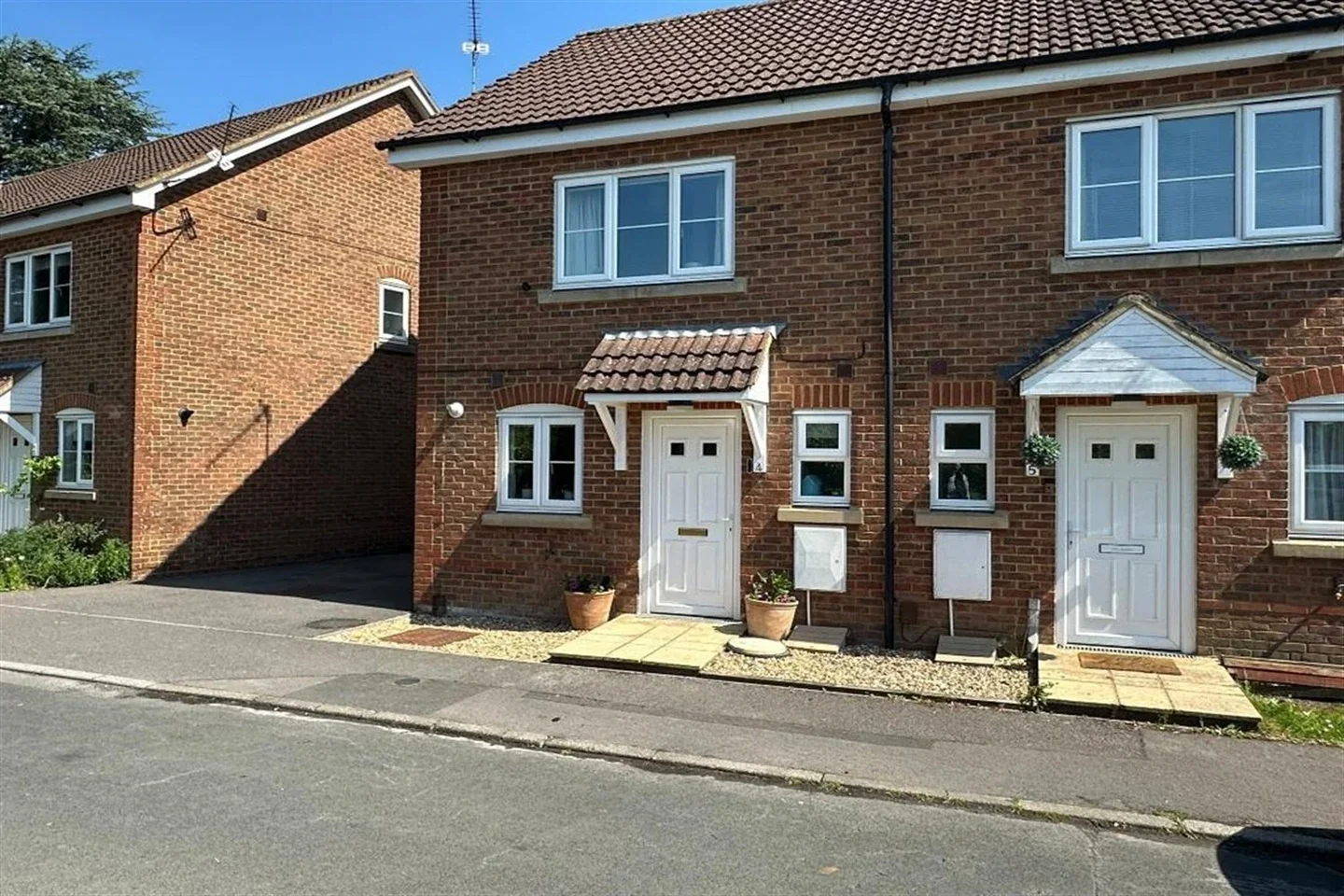 House Parkfields in Devizes