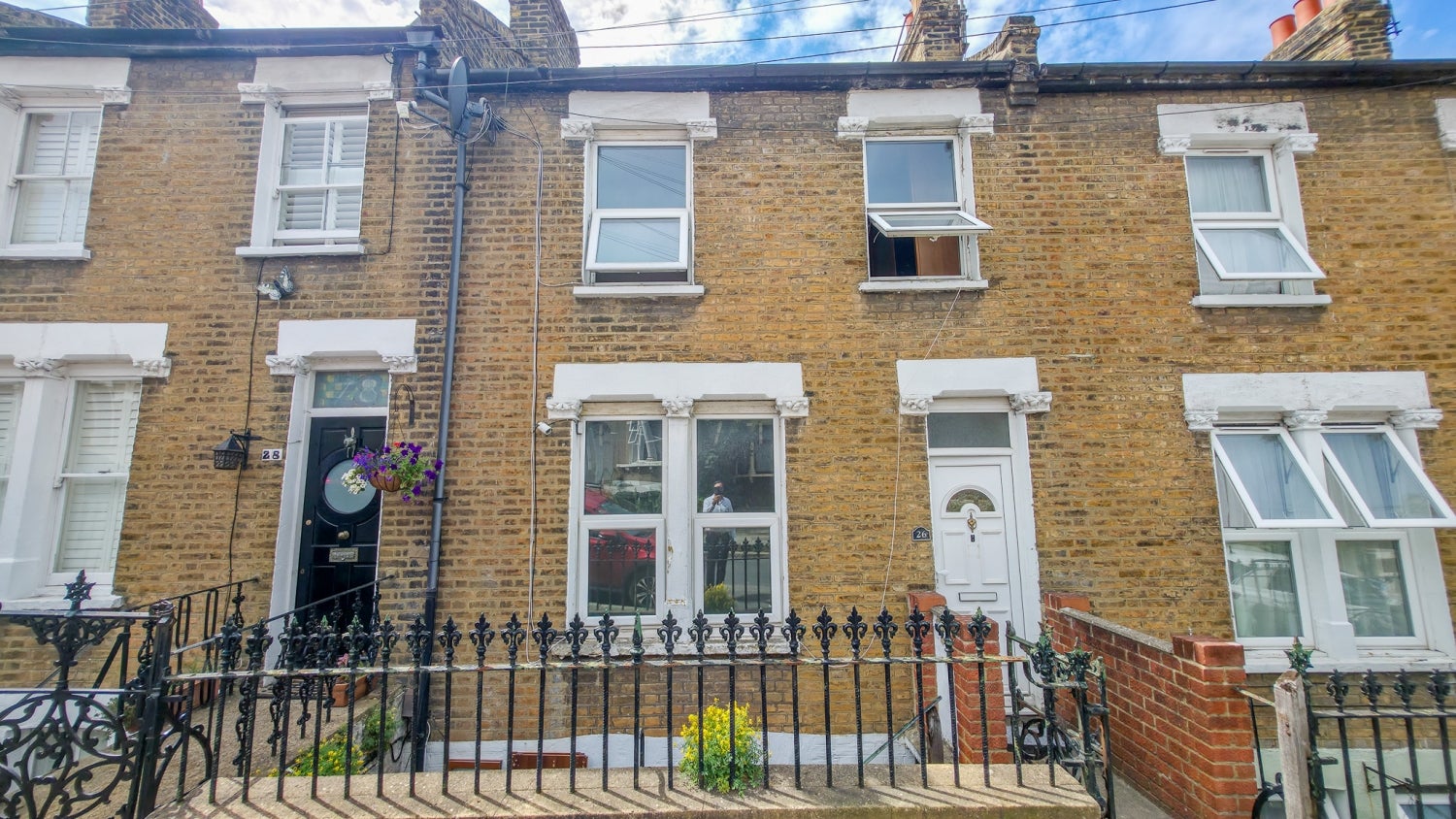 House Bramblebury Road in Greater London