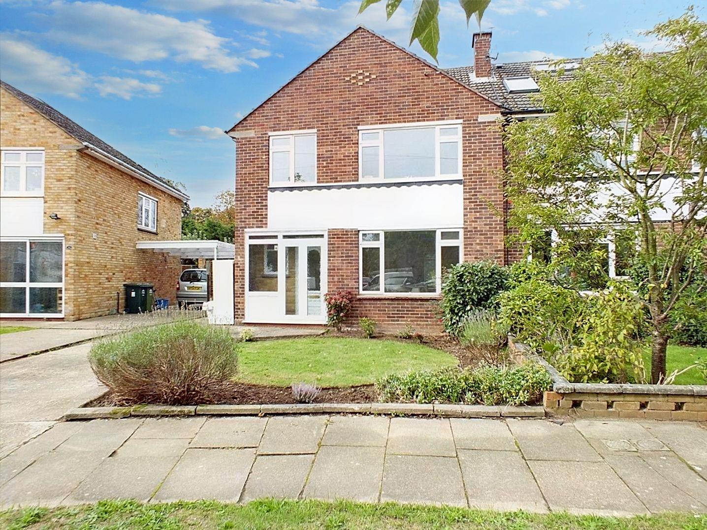 House Sunna Gardens in Borough of Spelthorne
