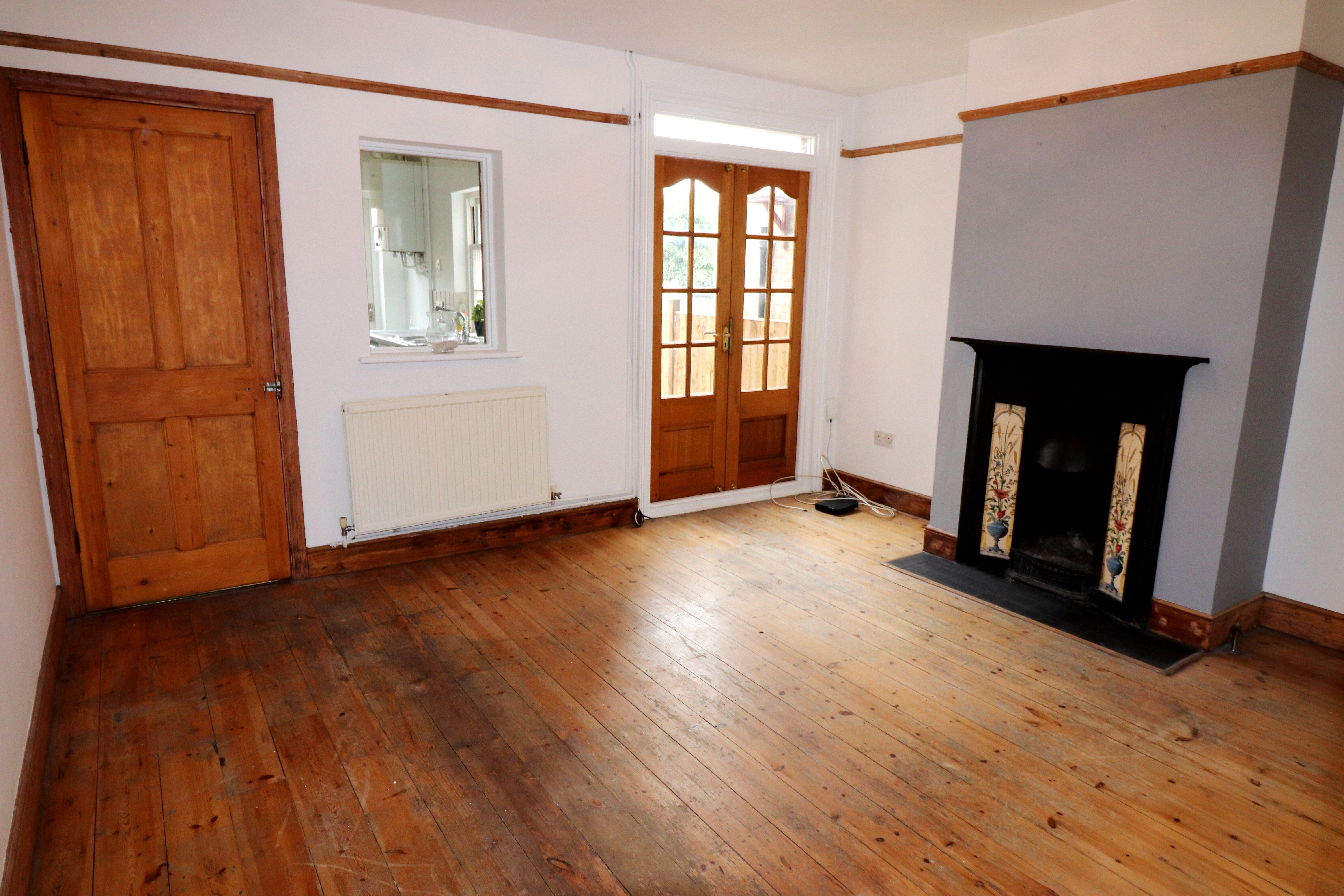 Flat Arbour Lane in Chelmsford