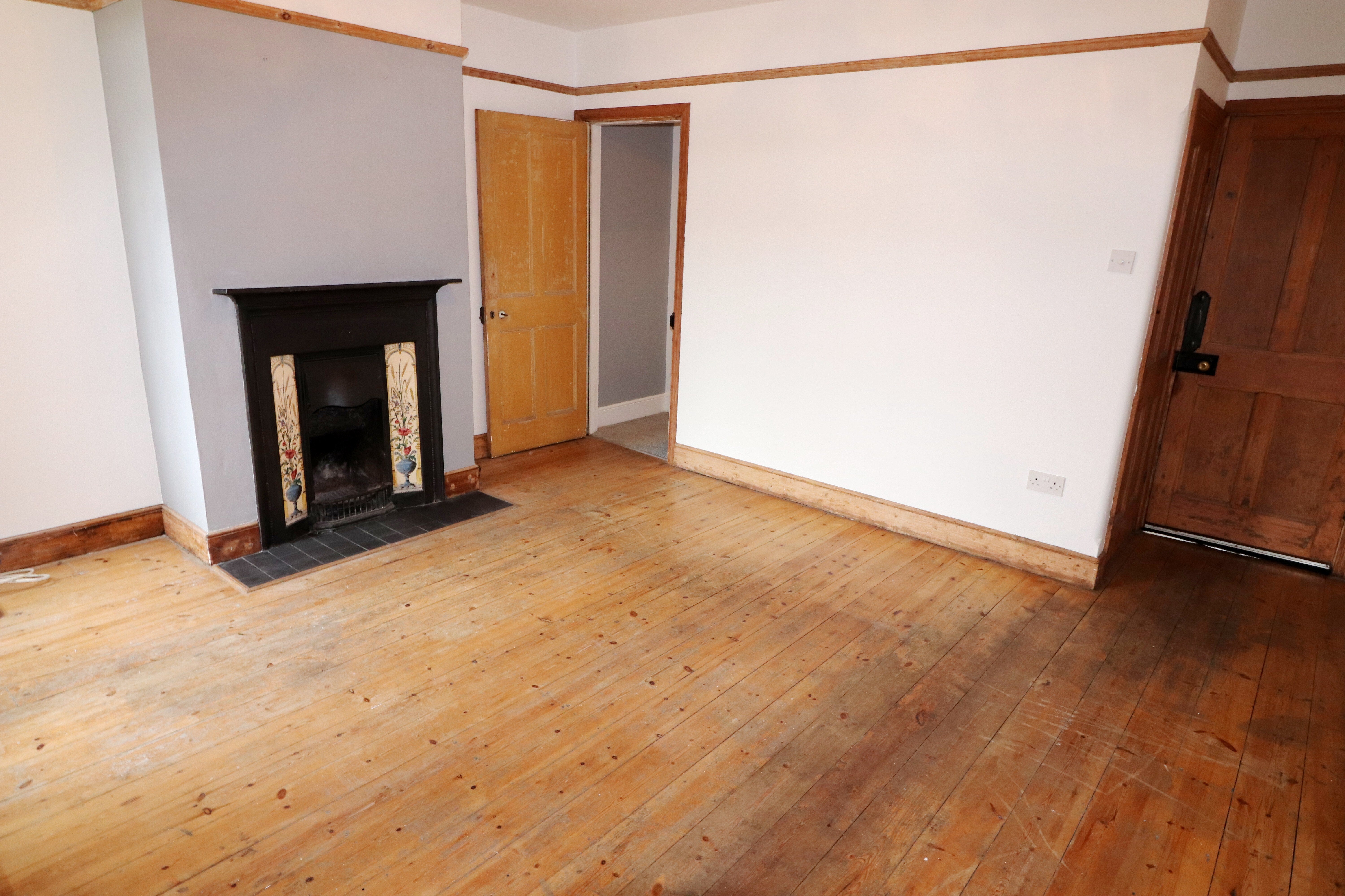 Flat Arbour Lane in Chelmsford