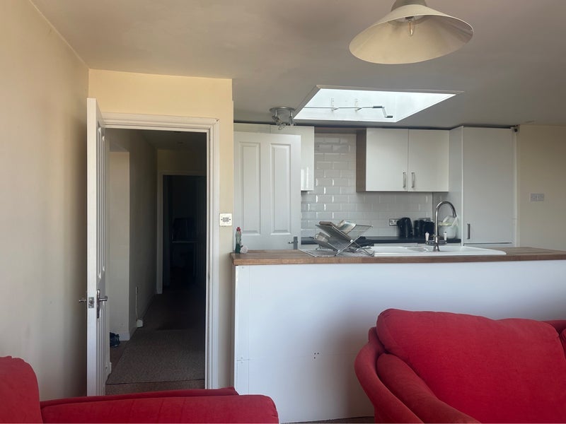 Room Randall Road in Bristol