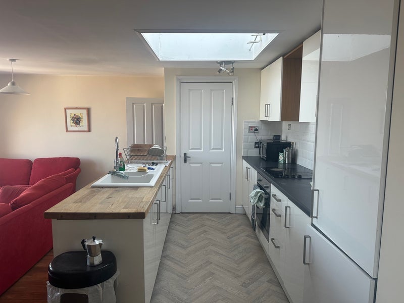 Room Randall Road in Bristol