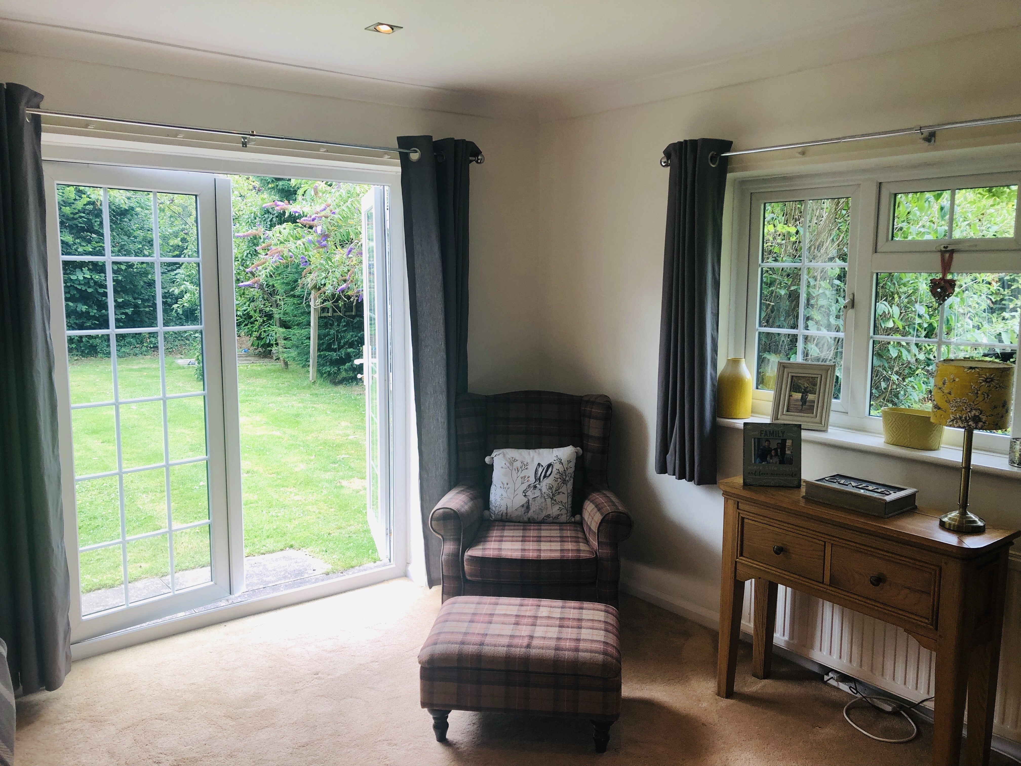 House Sunny Avenue in Mid Sussex