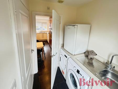 Flat Centurion Crescent in Newcastle-under-Lyme