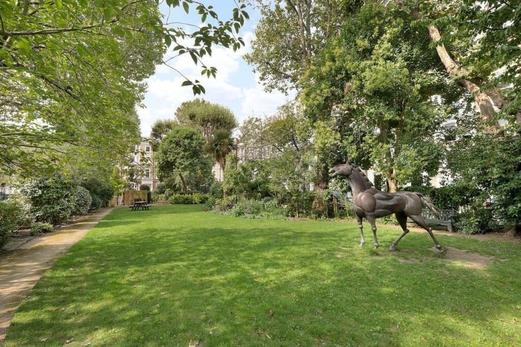 Flat Lexham Gardens in Greater London