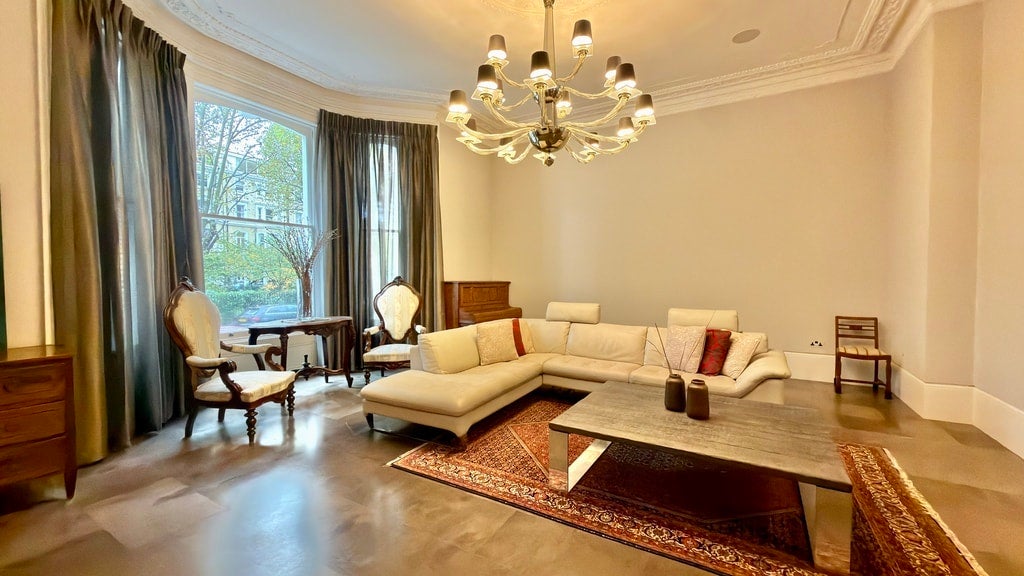 Flat Lexham Gardens in Greater London