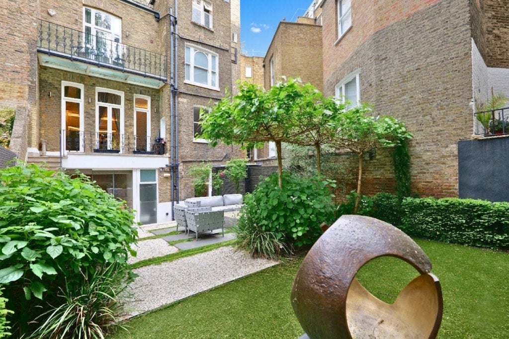 Flat Lexham Gardens in Greater London