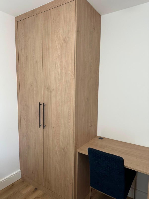Room Diamond Road in Slough