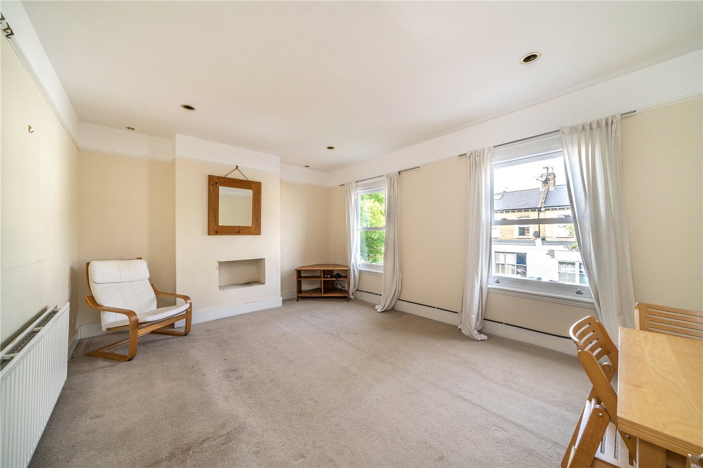 Flat Crystal Palace Road in Greater London