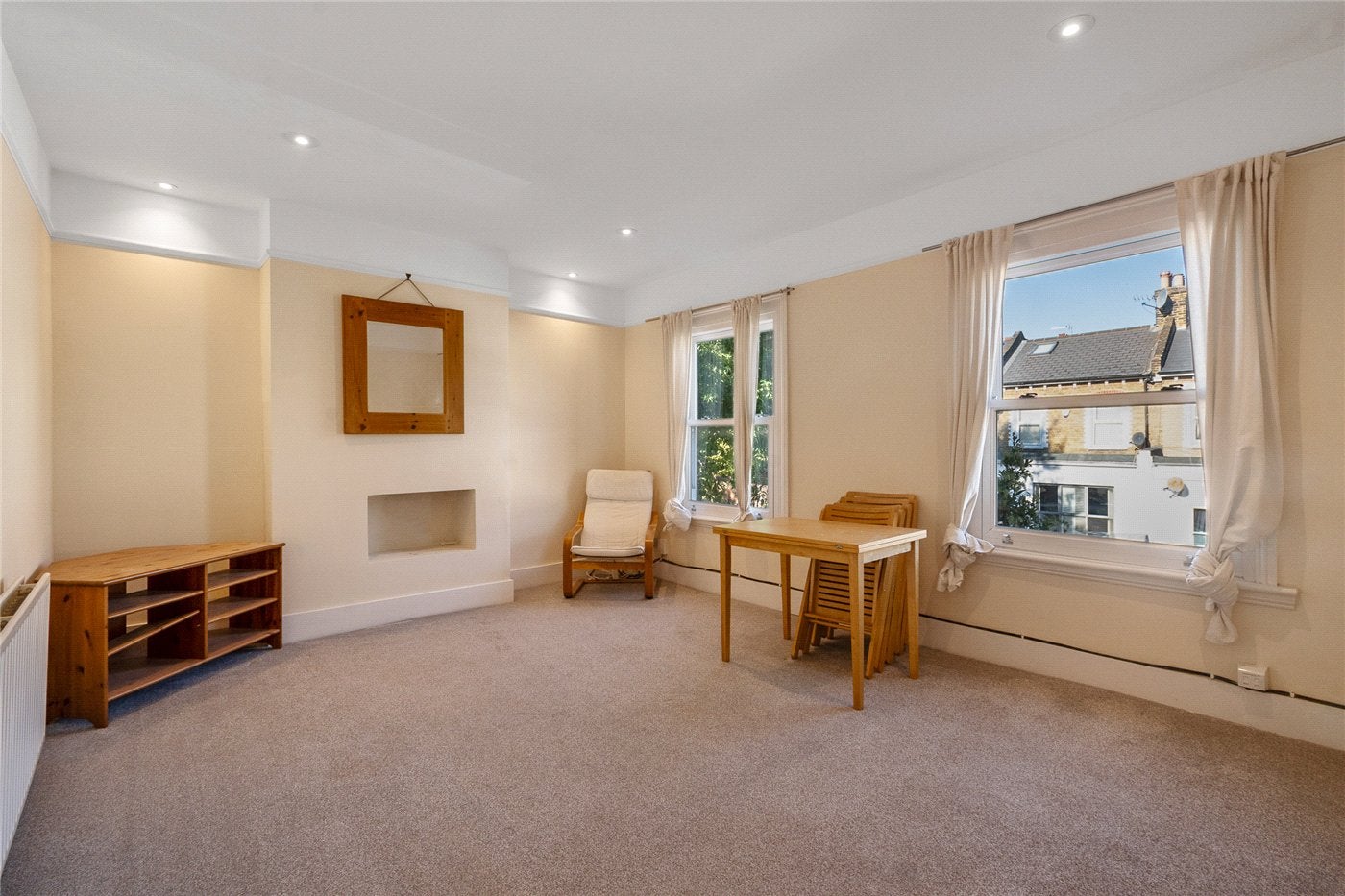 Flat Crystal Palace Road in Greater London