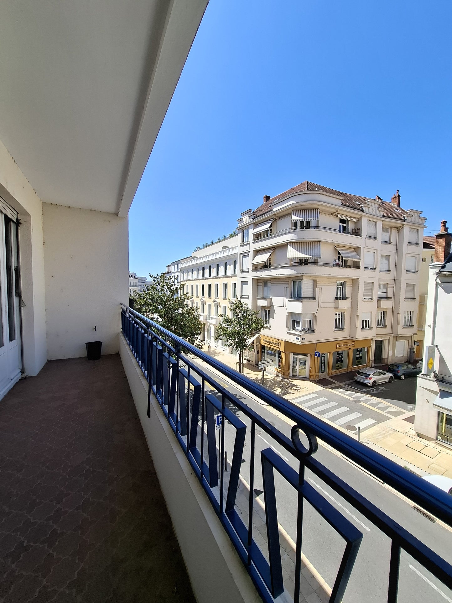 Flat Passage de l'Amirauté in Vichy