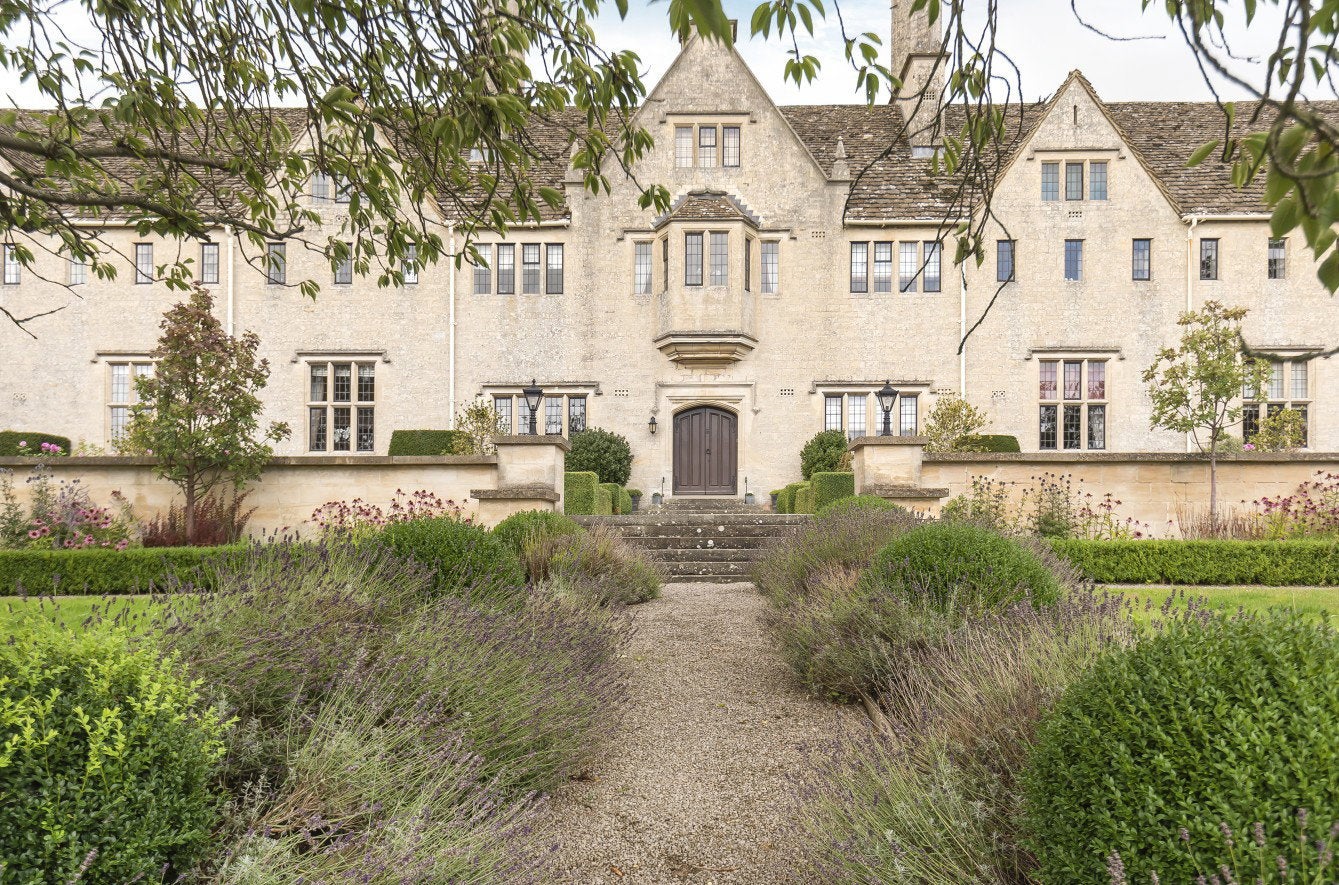 Flat Gyde Road in Painswick