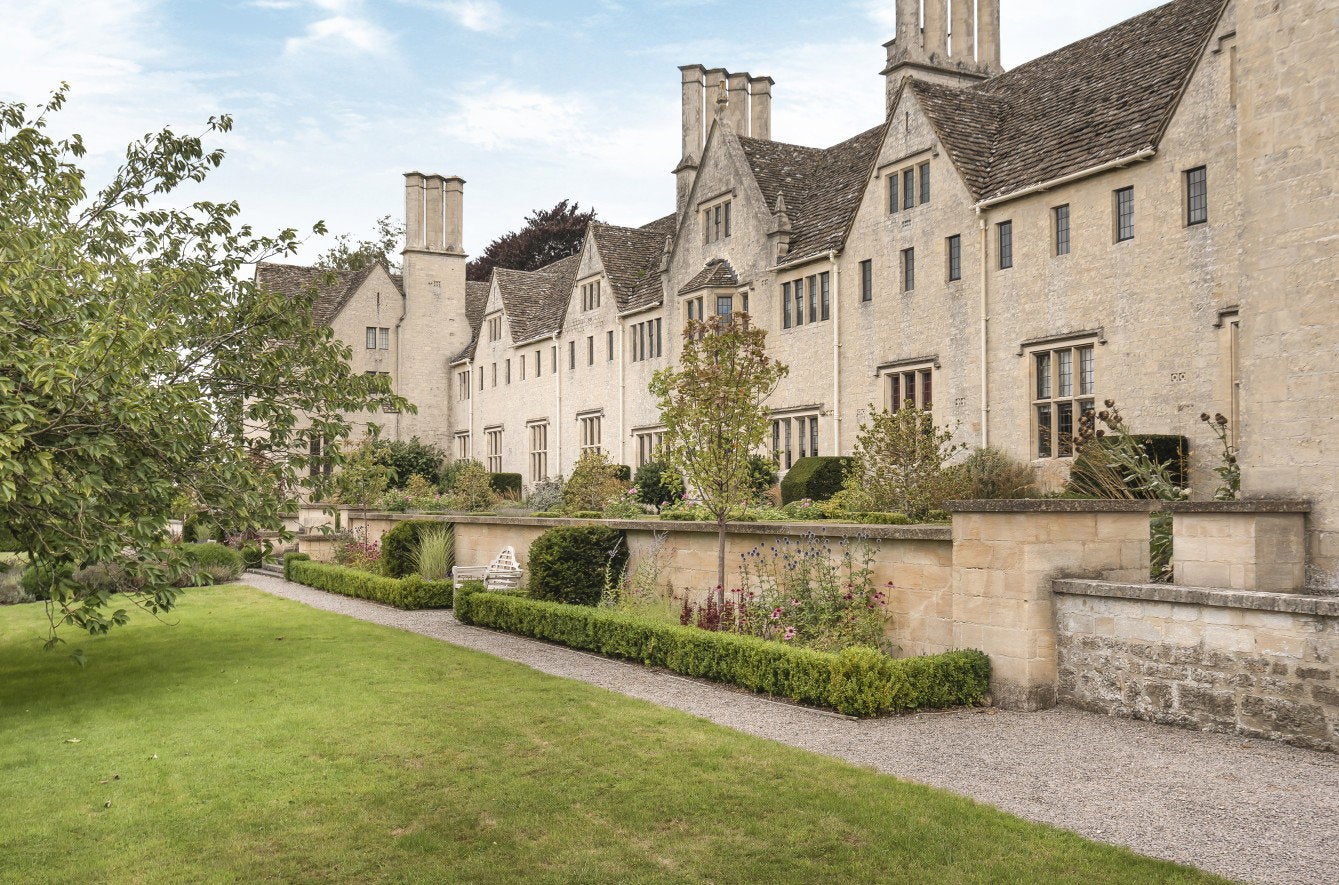 Flat Gyde Road in Painswick