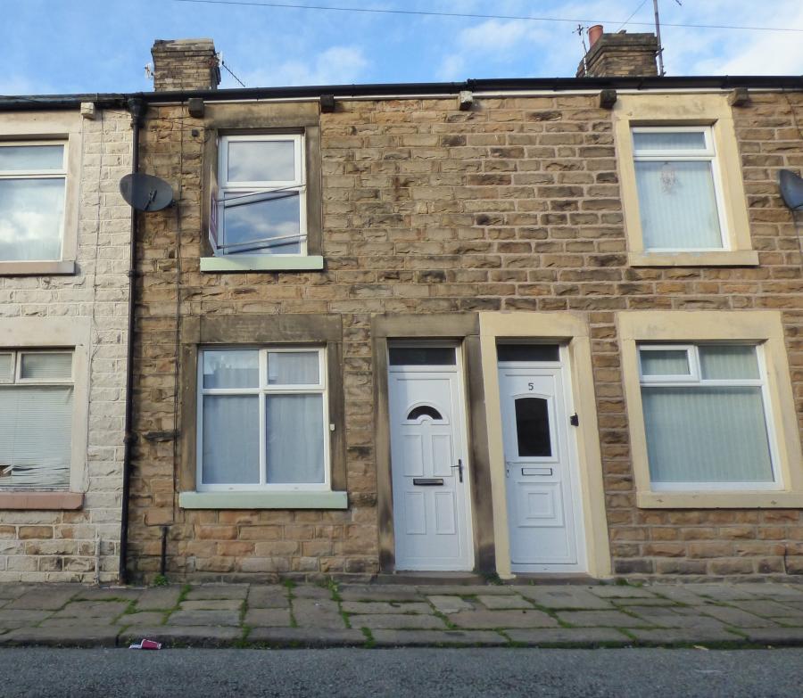 House Olive Road in Lancaster