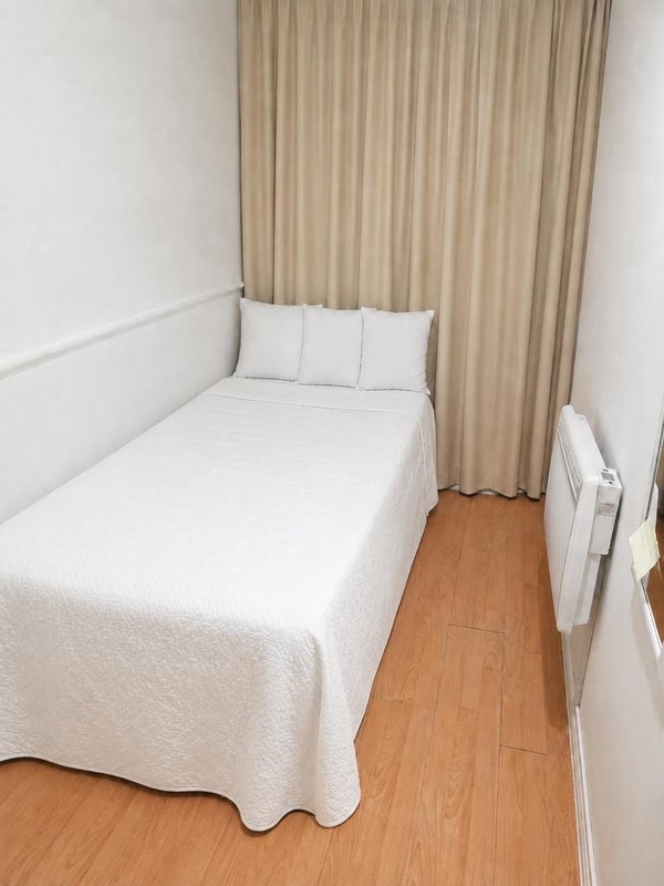 Room Hotspur Street in Greater London