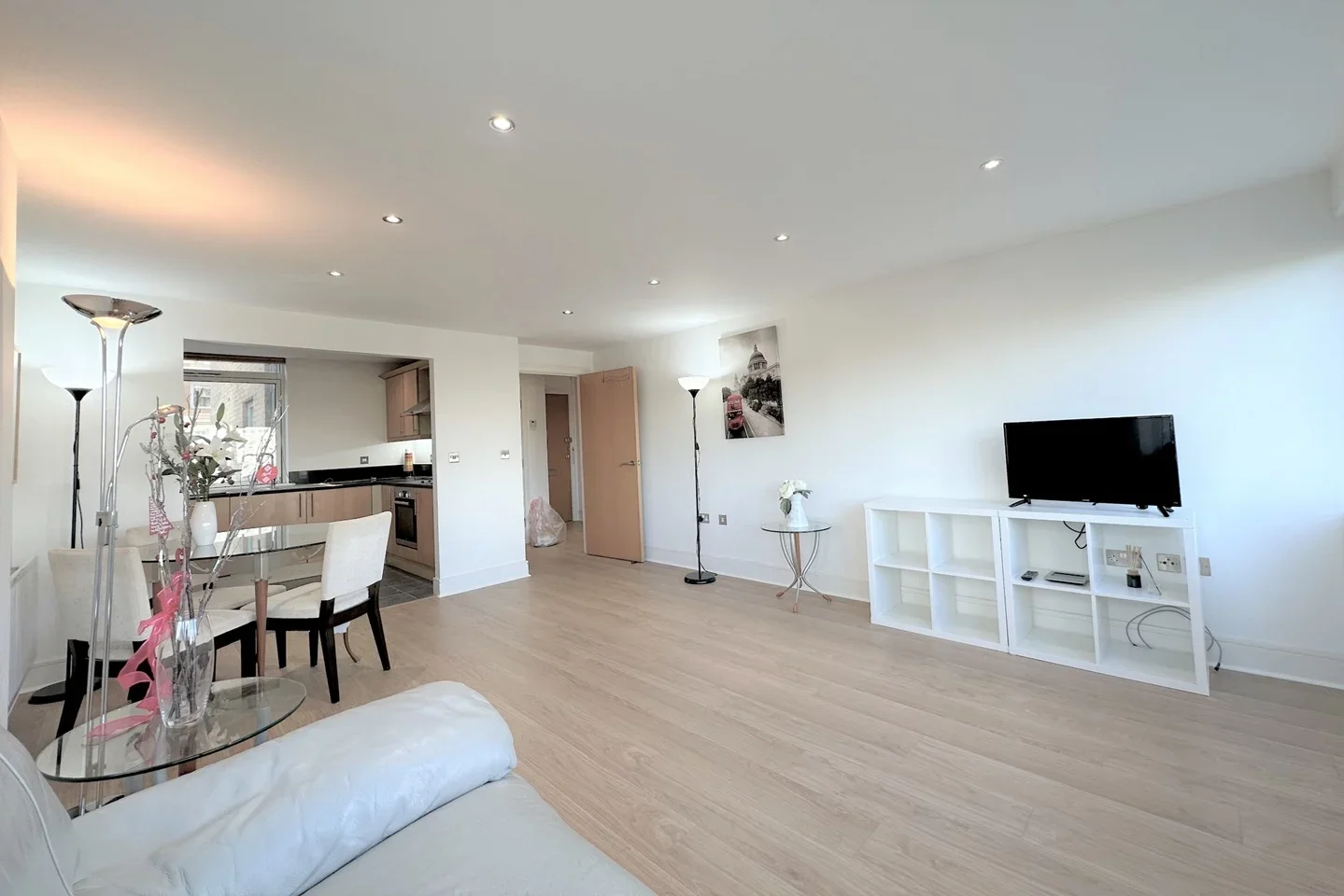 Flat Cassilis Road in Greater London