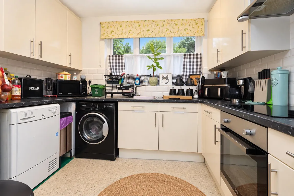 Flat Pinecroft in Dacorum