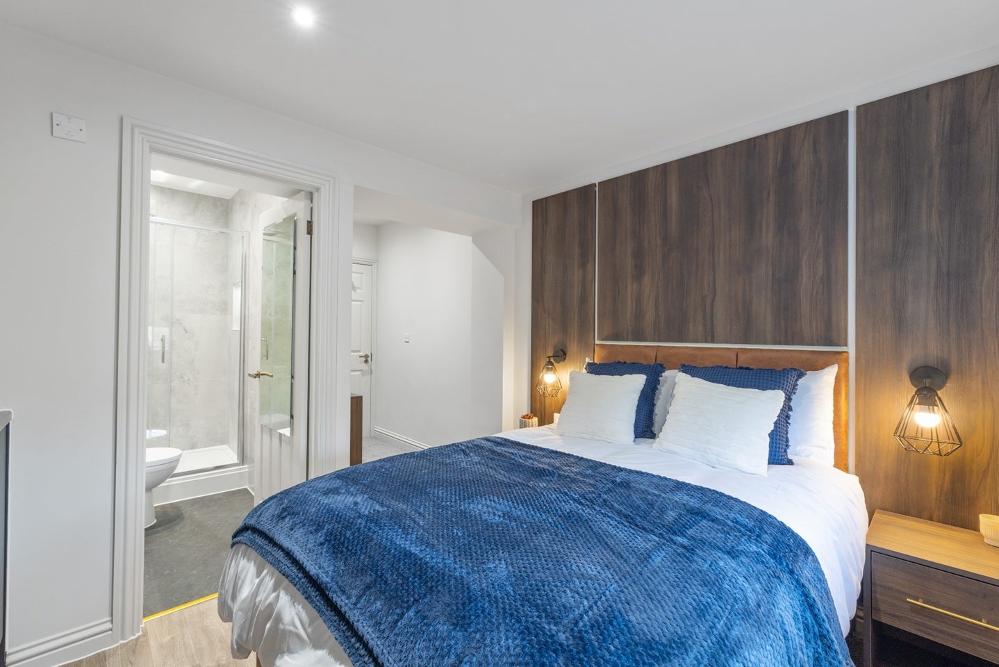 Room Banks Road in Frindsbury