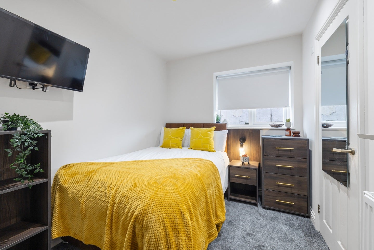 Room Banks Road in Frindsbury