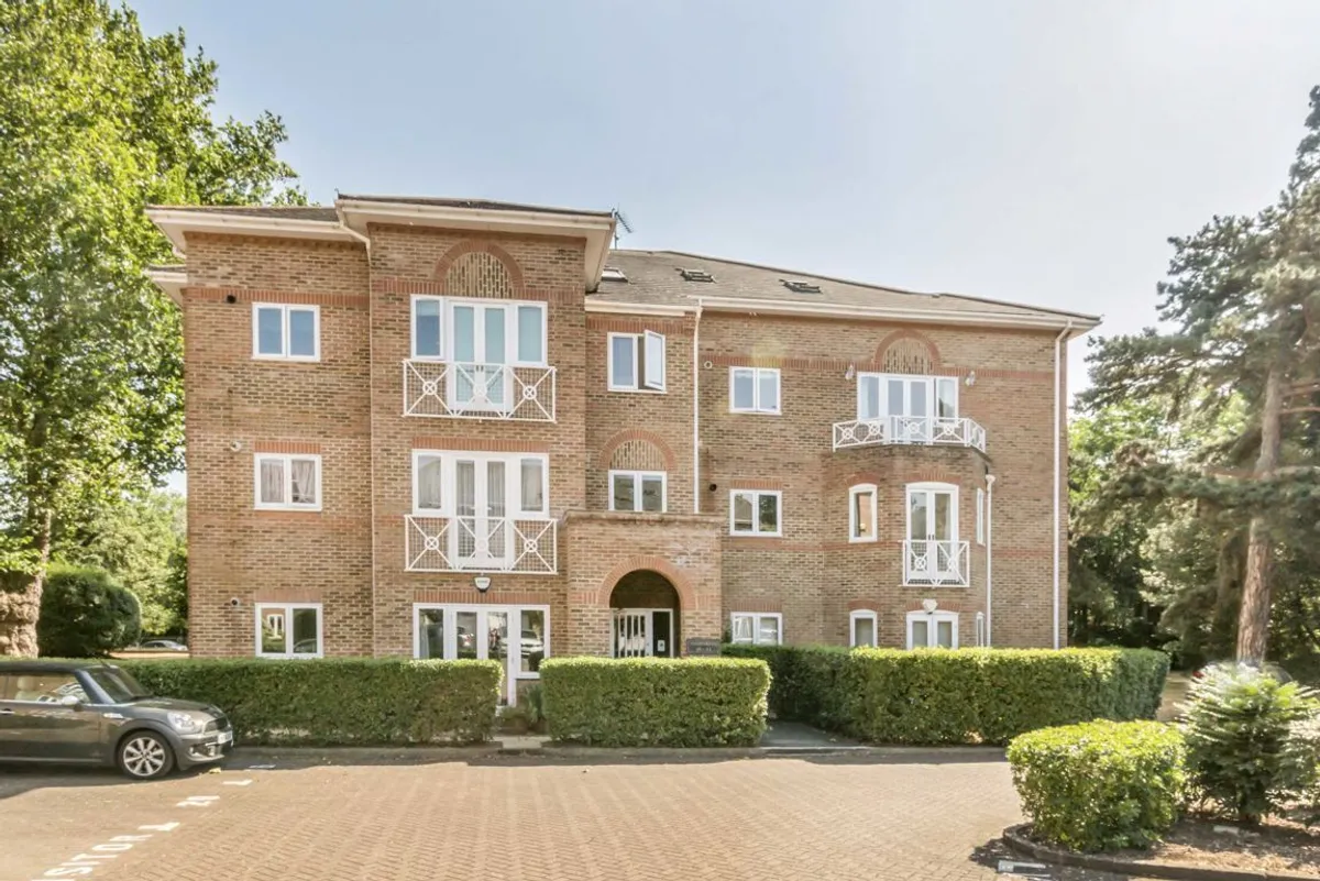 Flat Trematon Place in Greater London