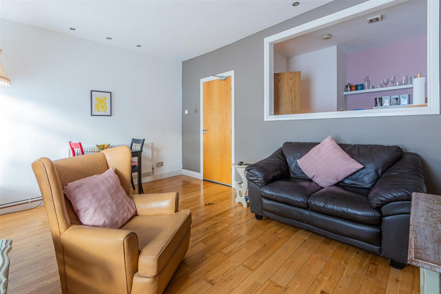 Flat St Fagan's Street in Cardiff