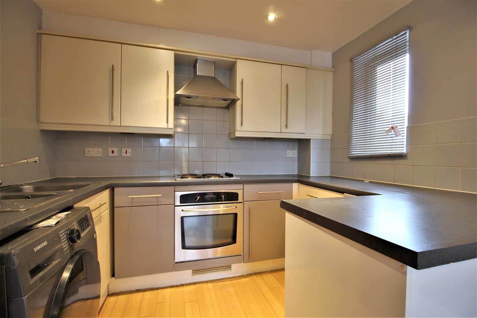Flat Cotton End in Northampton