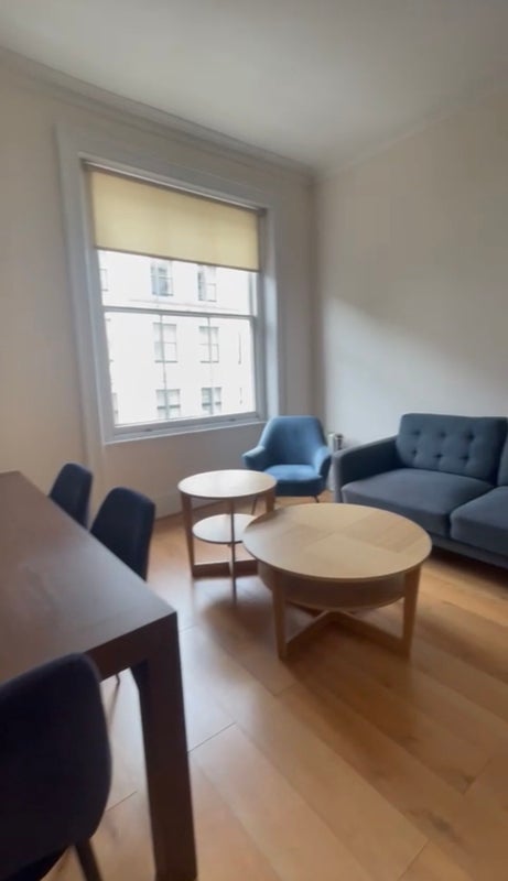Room Devonshire Terrace in City of Westminster