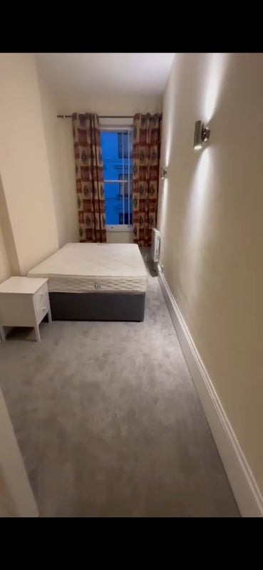 Room Devonshire Terrace in City of Westminster