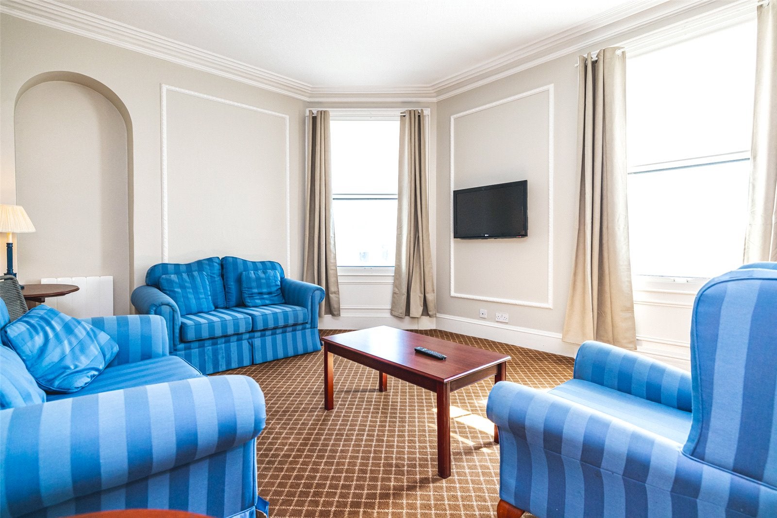 Flat Whitehall Place in Aberdeen City