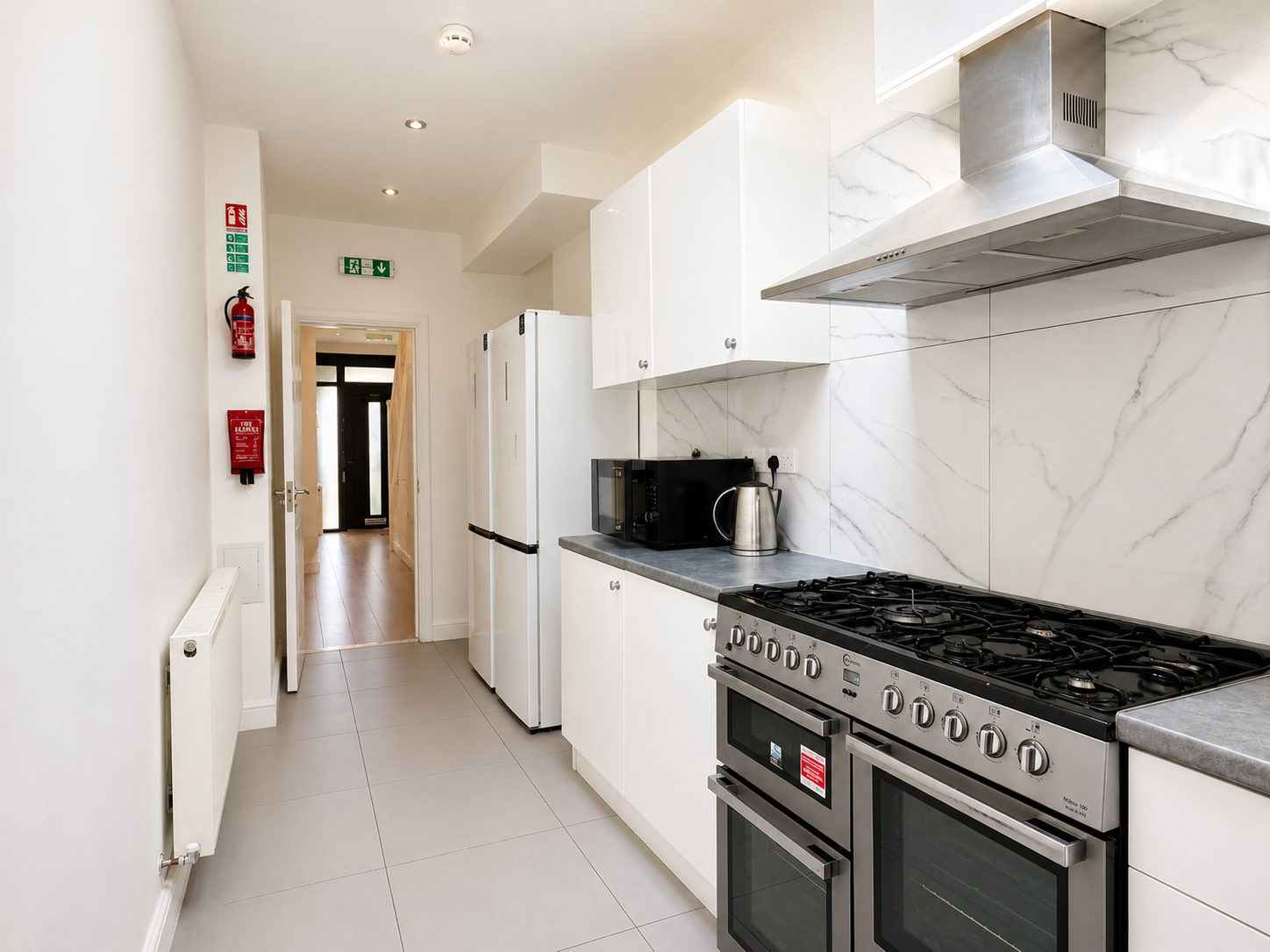 Room Great Cambridge Road in Greater London