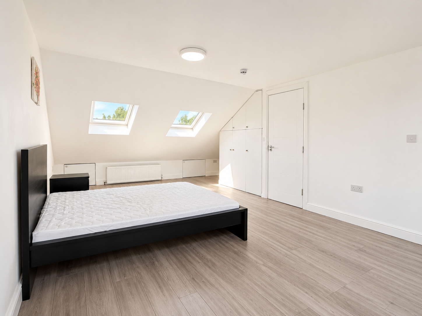 Room Great Cambridge Road in Greater London