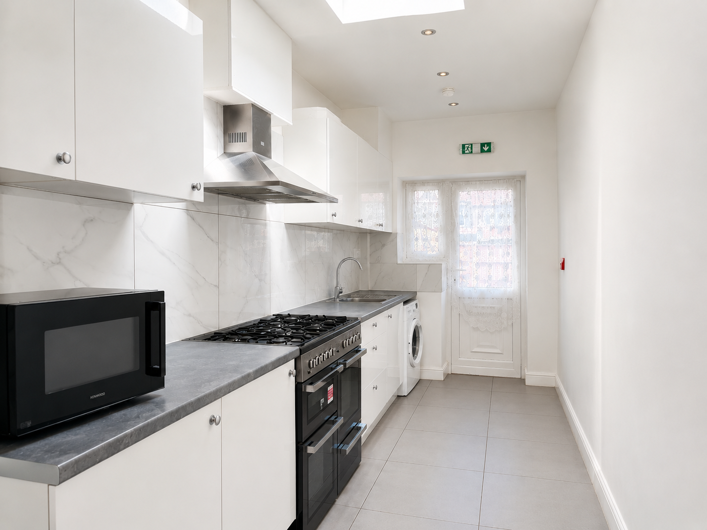 Room Great Cambridge Road in Greater London