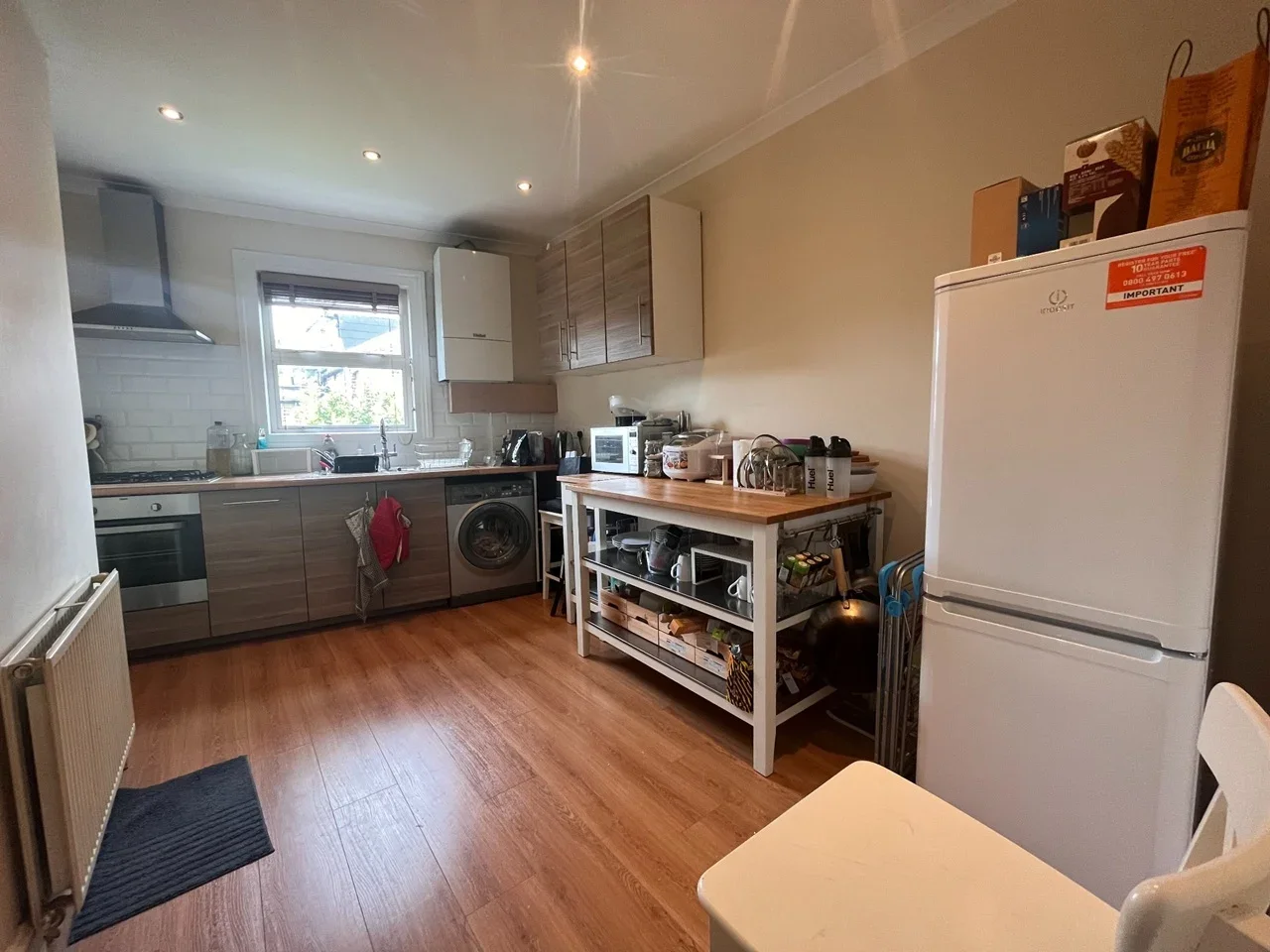Flat Vale Road in Greater London
