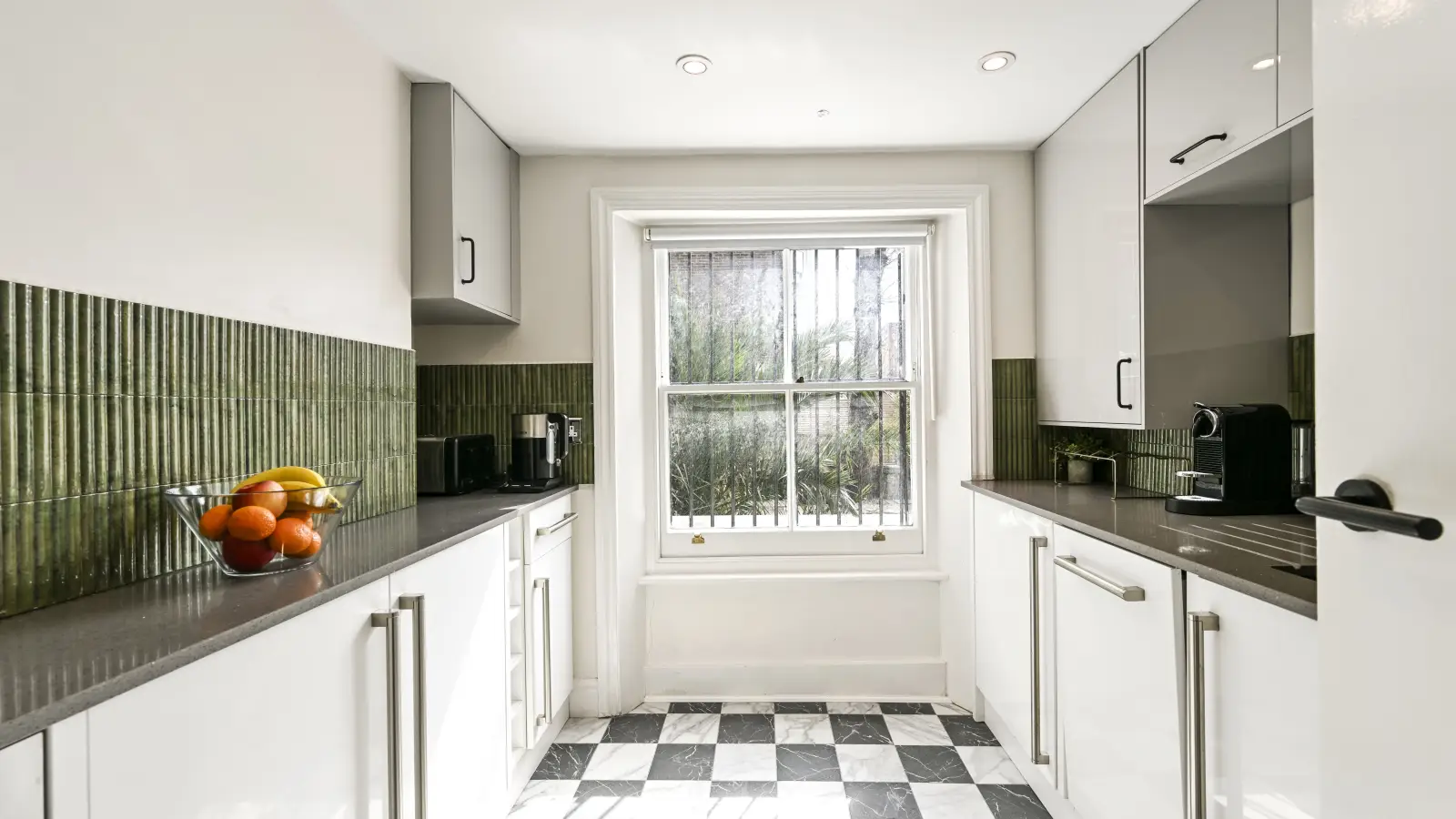 Flat Upper Woburn Place in Greater London