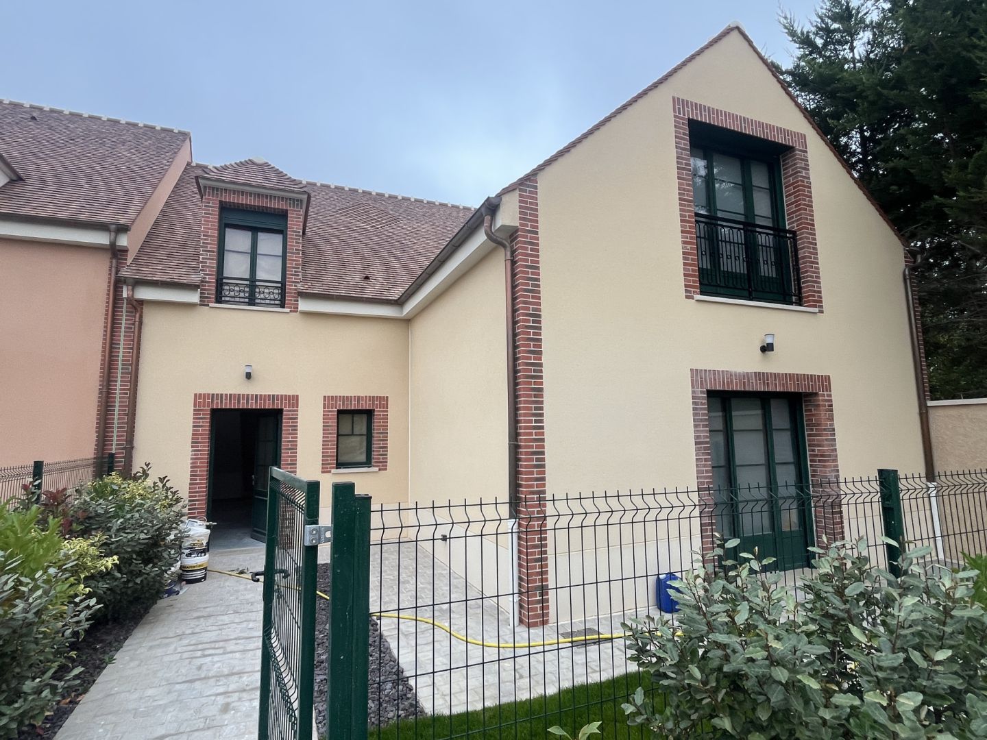 House Rue des Francs-Bourgeois in Bû