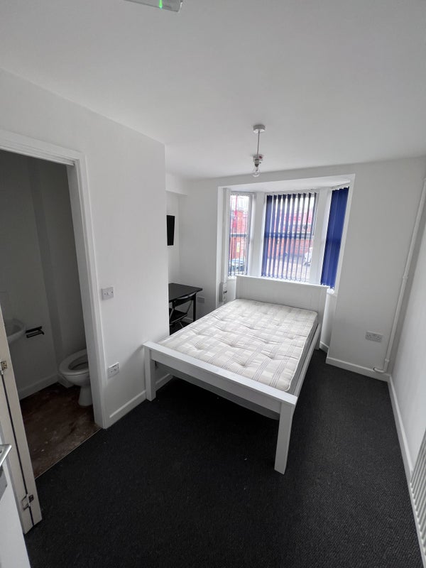 Room Regent Street in Coventry