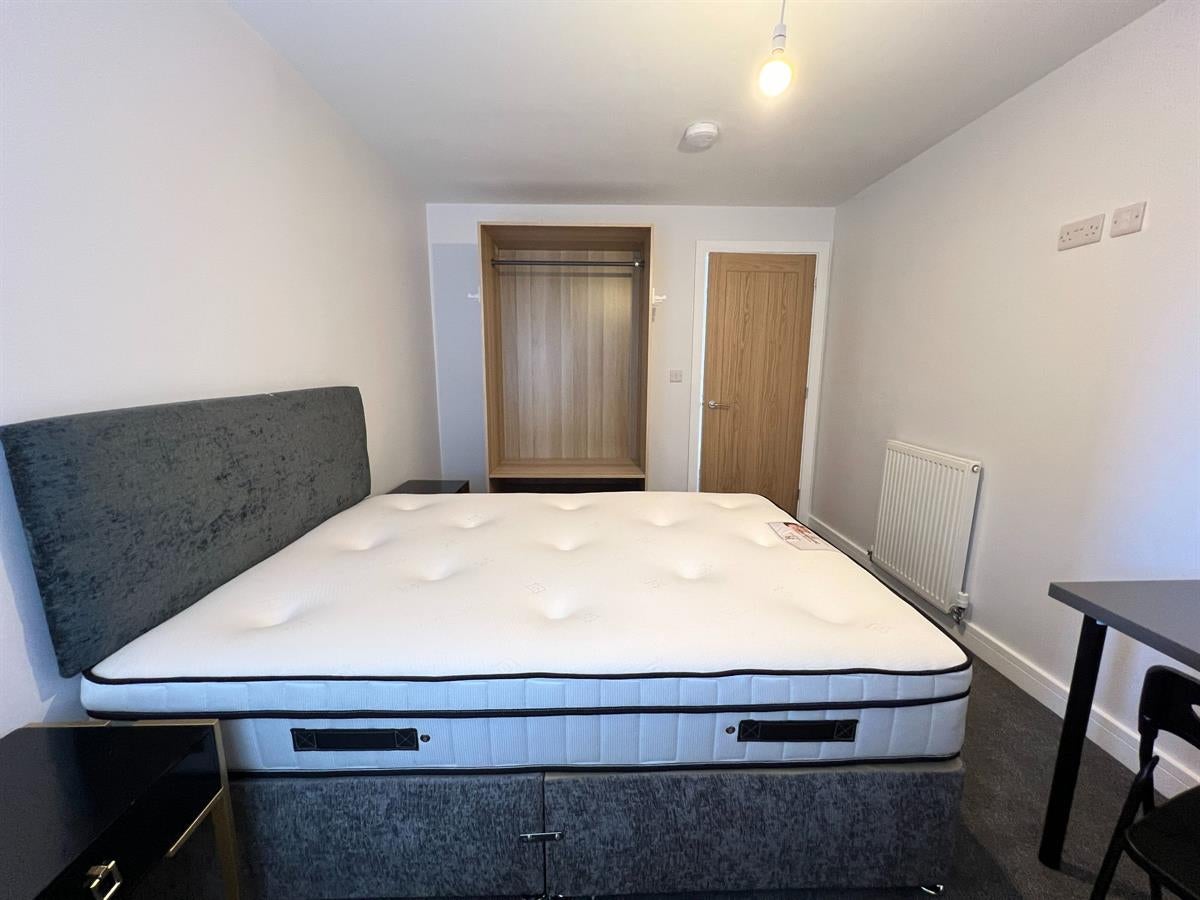 Flat Canberra Crescent in Rushcliffe