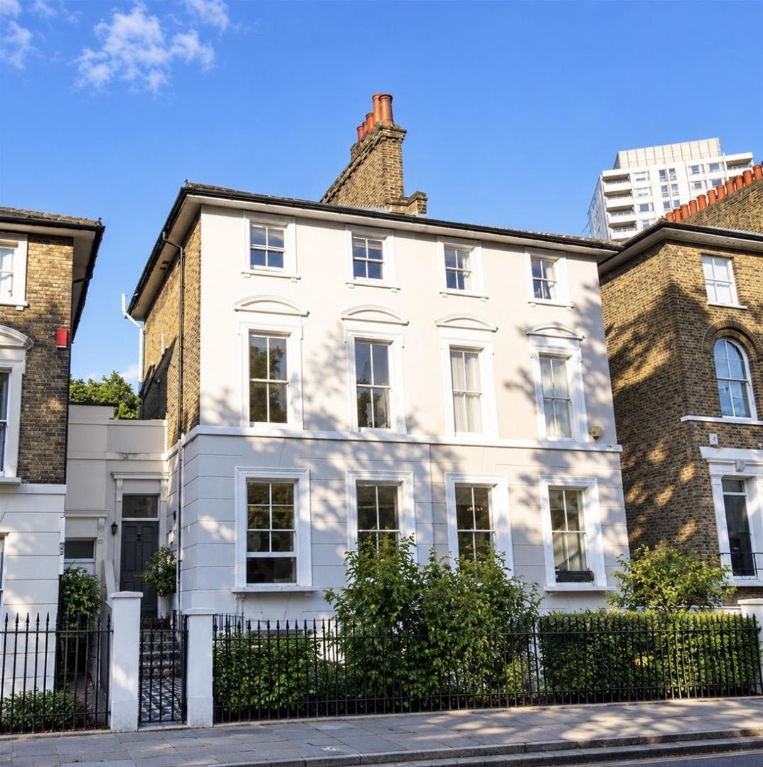 Flat Campbell Road in Greater London